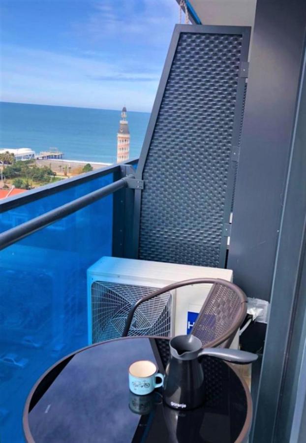 Orbi Twin Towers Aparthotel With Sea View Batumi Exteriér fotografie