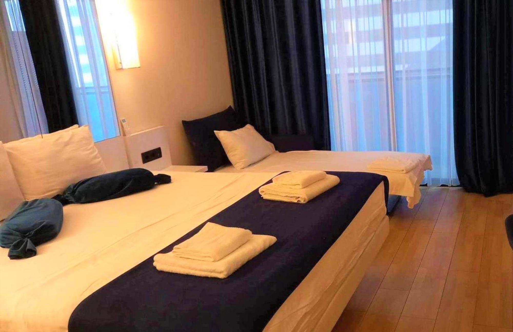 Orbi Twin Towers Aparthotel With Sea View Batumi Exteriér fotografie