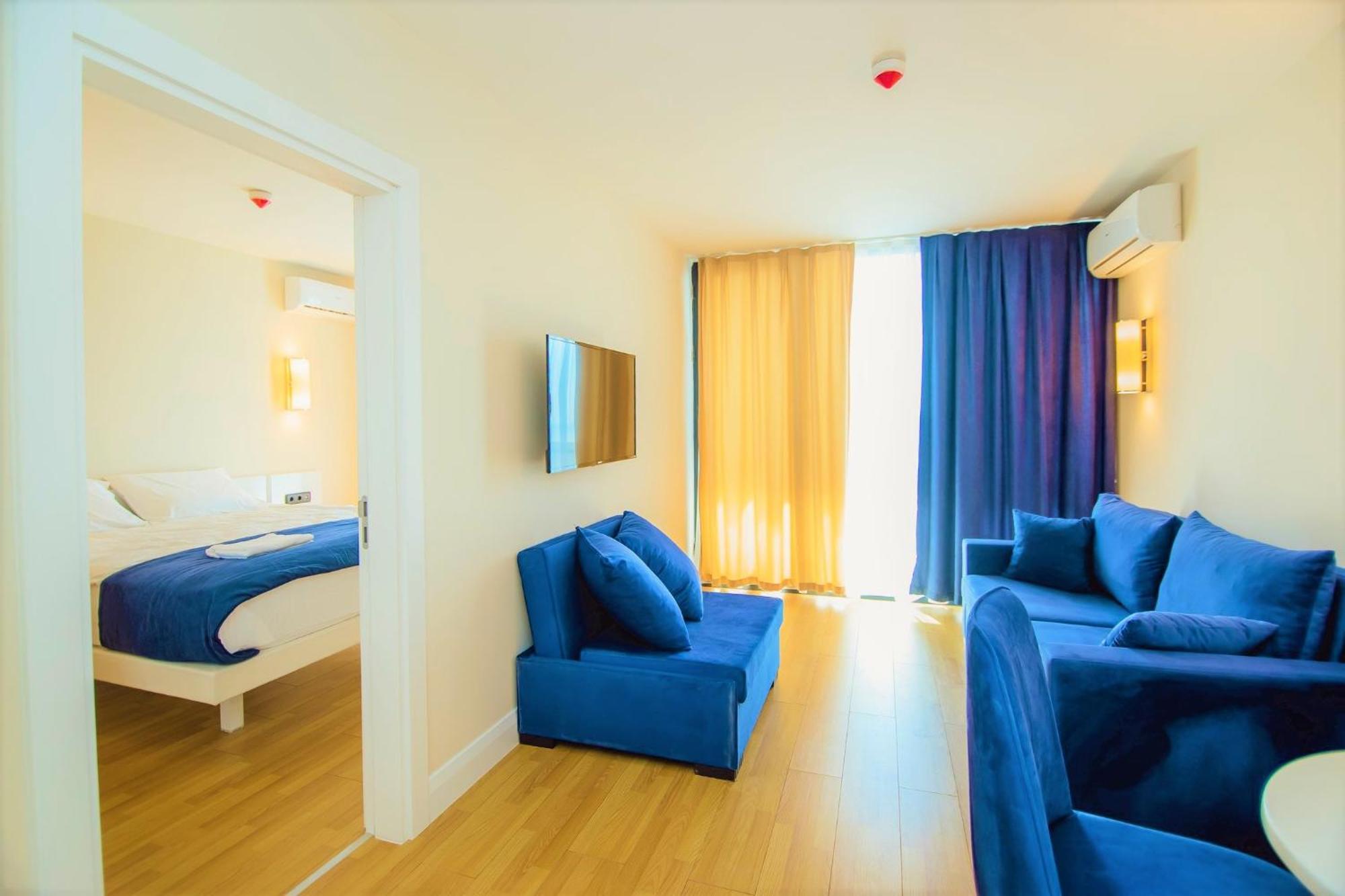 Orbi Twin Towers Aparthotel With Sea View Batumi Exteriér fotografie